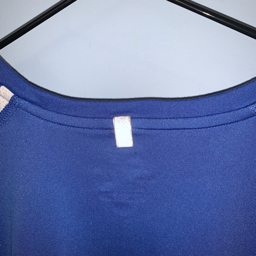 Nike men’s activewear shirt - Picture 6 of 9